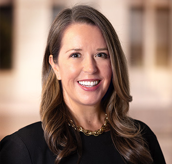 Headshot of Vanessa Cook